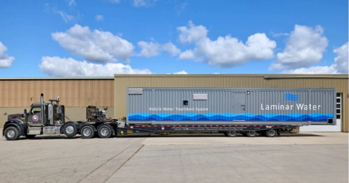 Laminar Water treatment container on flatbed truck